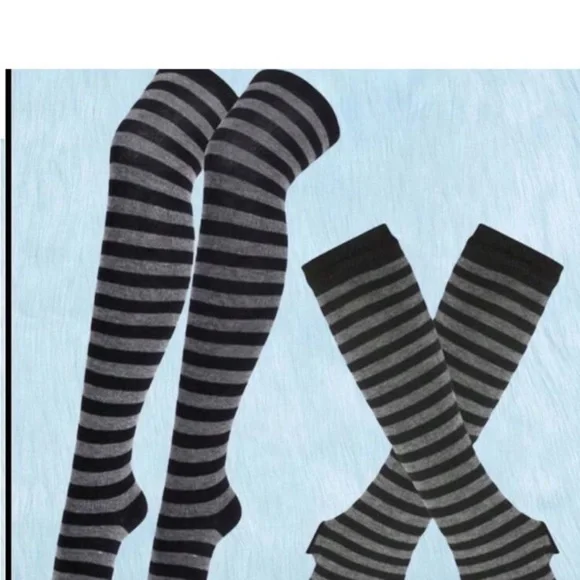 Starry Night Black and Gray Lingerie Set - Picture 6 of 11